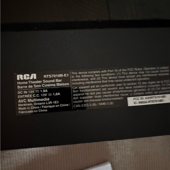 RCA home theater sound bar - Picture 2 of 10